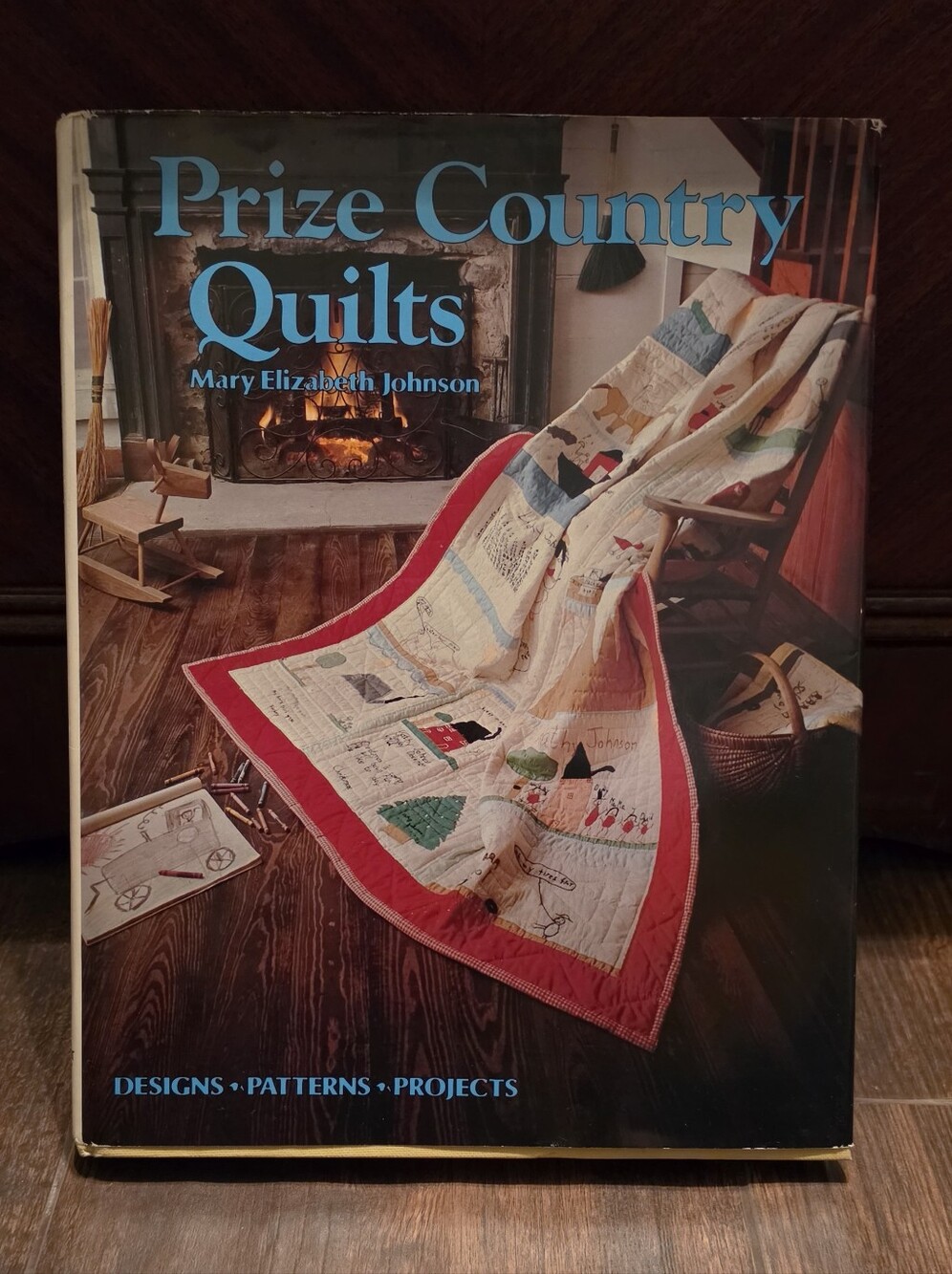 Prize Country Quilts 1977 craft book by Mary Elizabeth Johnson